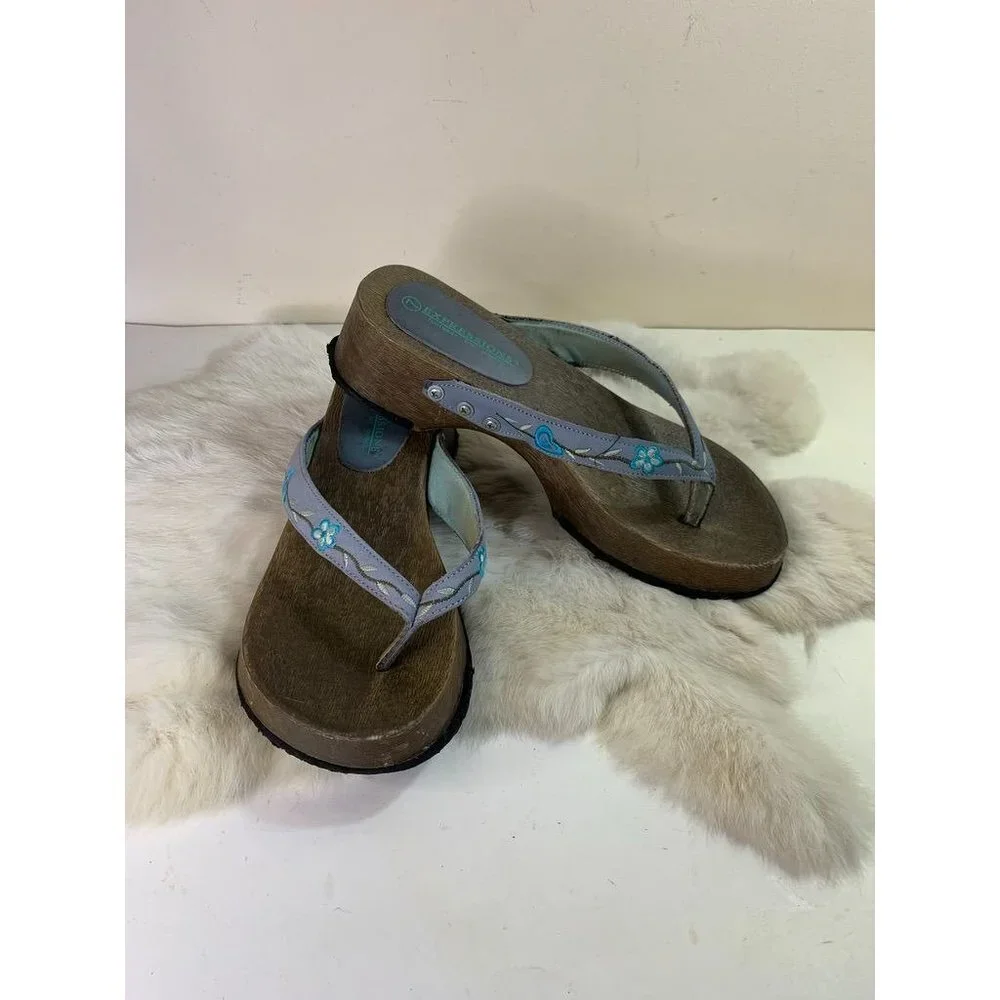 Vintage Y2K Chunky T-Strap Sandal Clog Embroidered Periwinkle Strap Size 7 - Picture 9 of 9